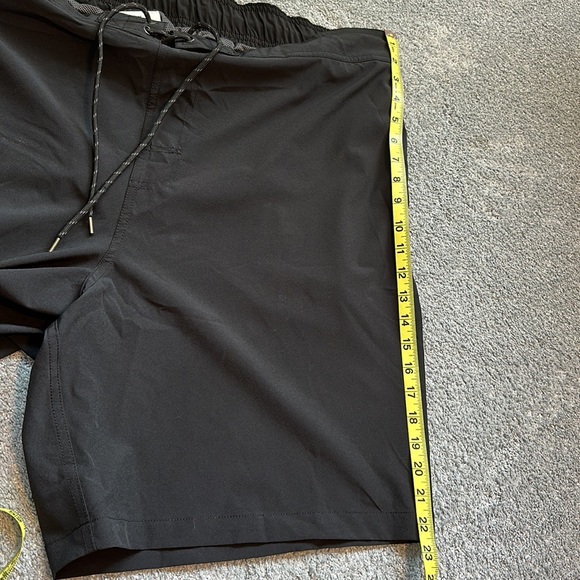 Men’s XXL Black lined Board Shorts - Picture 7 of 7